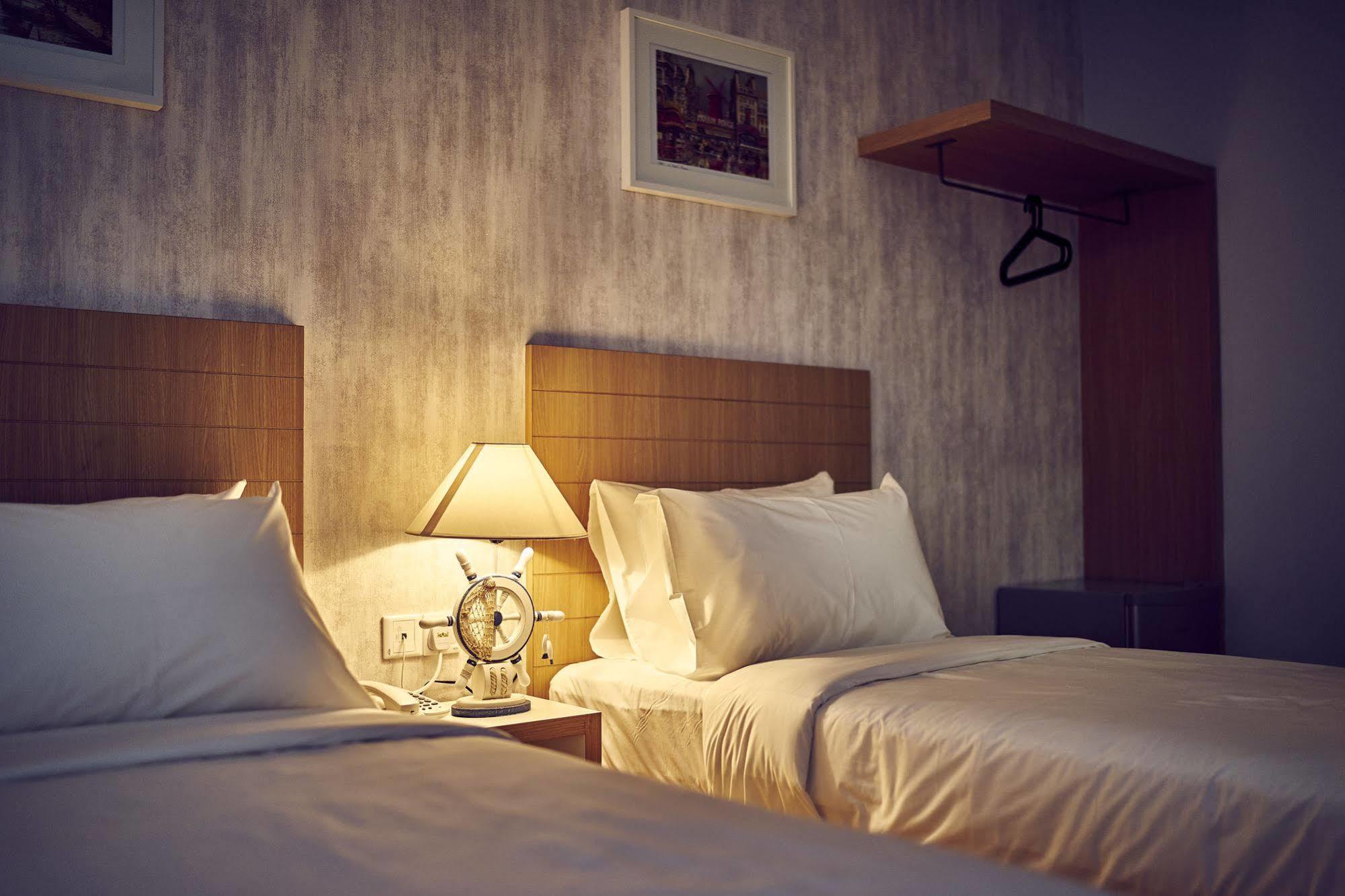 פטלין ג'איה Lighthouse Hotel & Shortstay @ Damansara Uptown מראה חיצוני תמונה