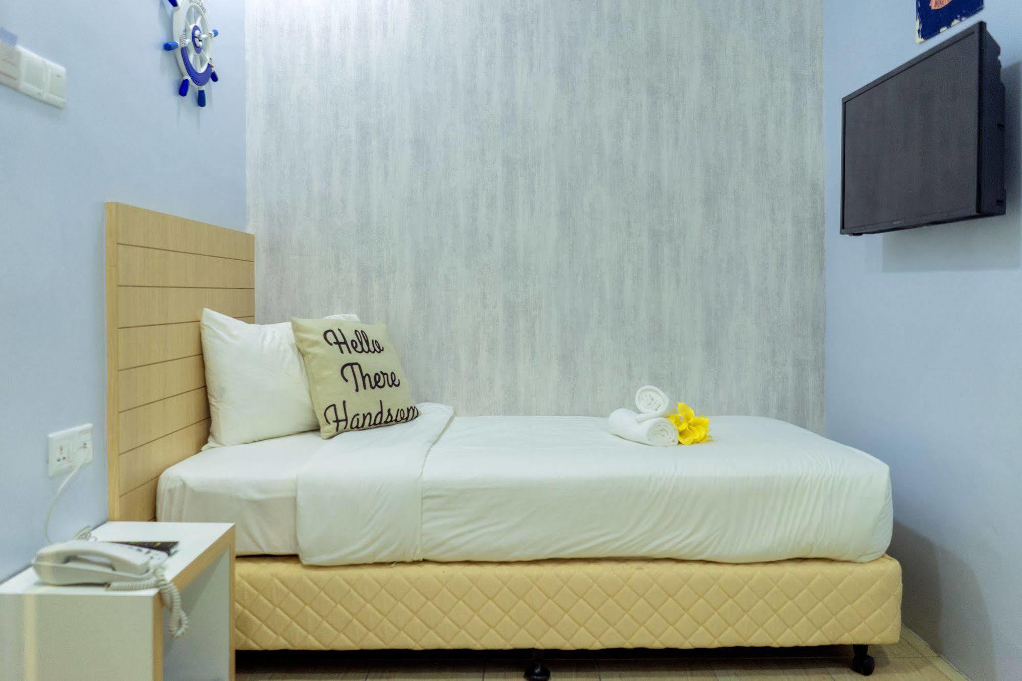 פטלין ג'איה Lighthouse Hotel & Shortstay @ Damansara Uptown מראה חיצוני תמונה