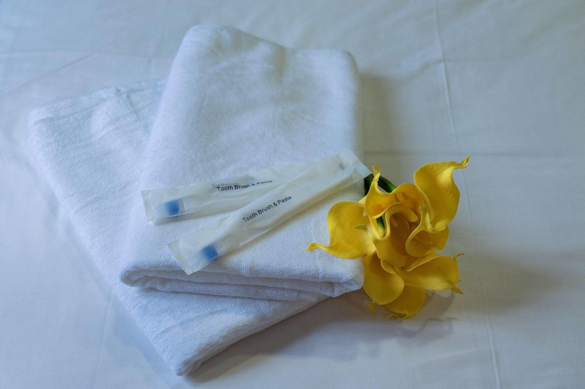 פטלין ג'איה Lighthouse Hotel & Shortstay @ Damansara Uptown מראה חיצוני תמונה