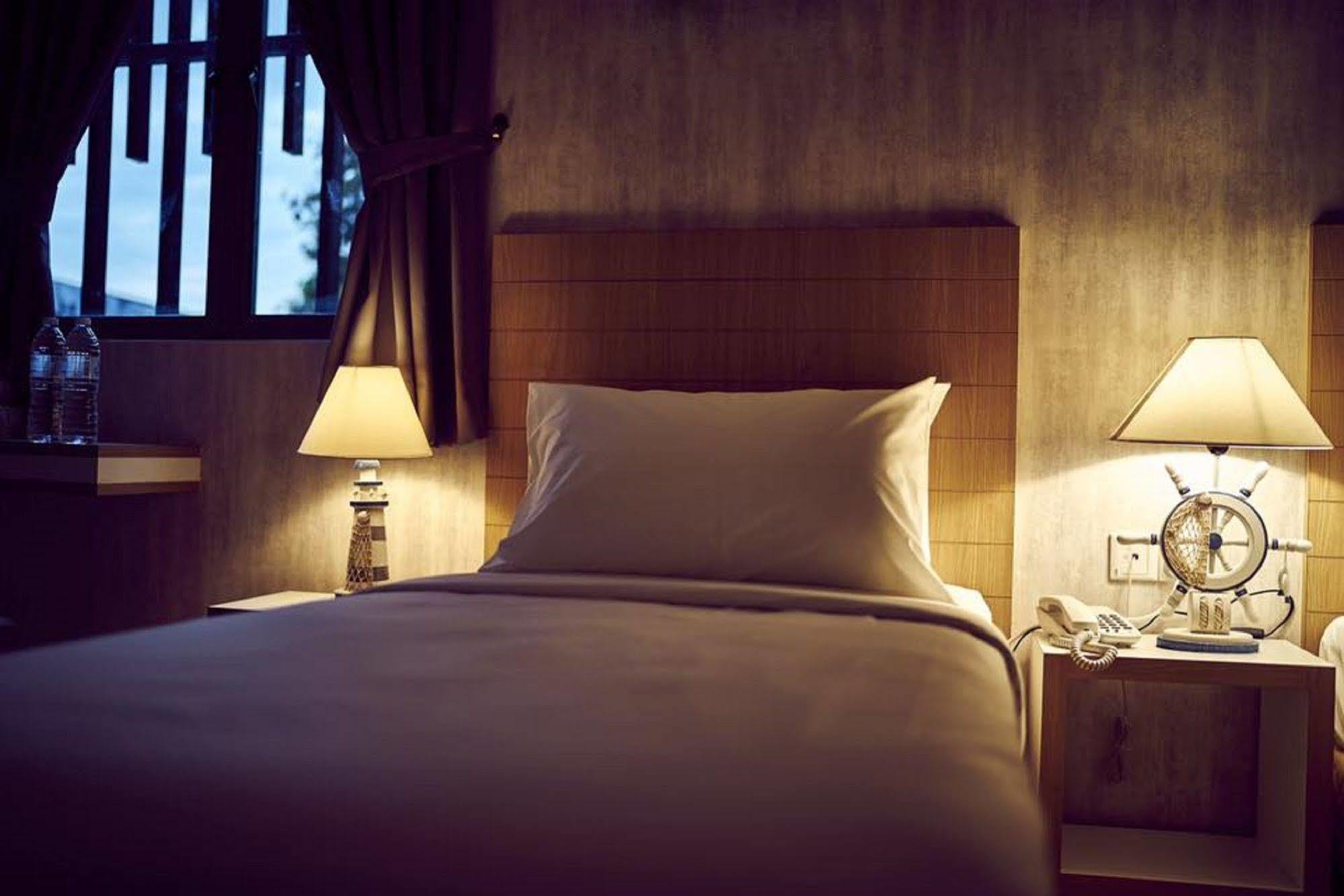 פטלין ג'איה Lighthouse Hotel & Shortstay @ Damansara Uptown מראה חיצוני תמונה